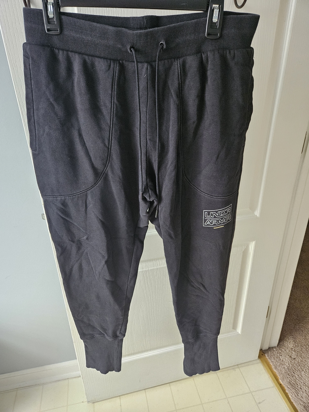 Under Armour Black Men's Jogger Sweatpants